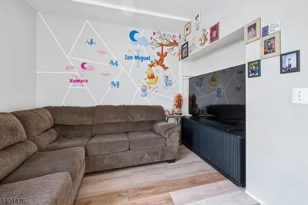 Paterson City, NJ 07514,105 E 22Nd St