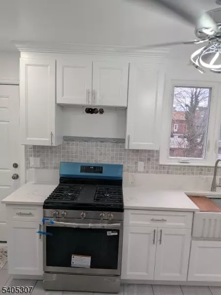 East Orange City, NJ 07018,134 S Clinton St #2