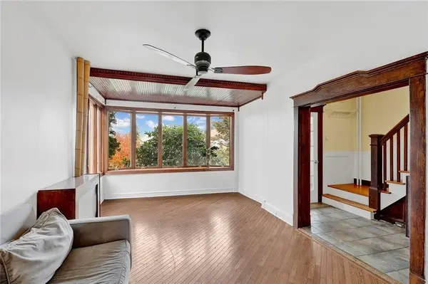 Staten  Island, NY 10301,30 East Buchanan ST