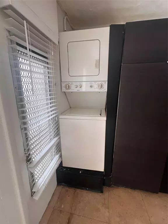 Miami Beach, FL 33139,919 Michigan Ave #3