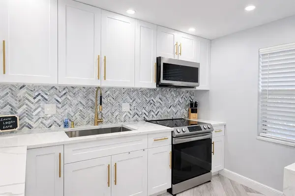 Margate, FL 33063,7300 NW 5th Pl #103