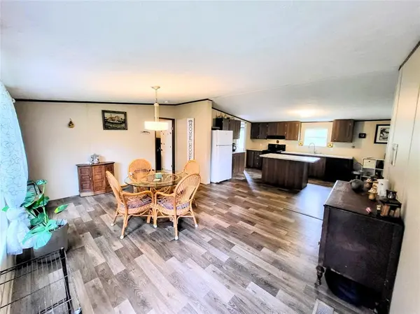 Okeechobee, FL 34972,17230 NW 264th St.