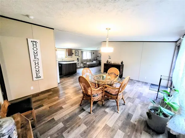 Okeechobee, FL 34972,17230 NW 264th St.