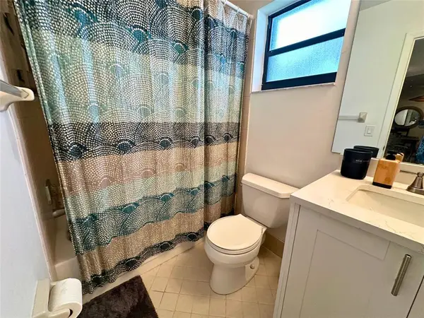 Pompano Beach, FL 33066,3833 Carambola Cir #2968