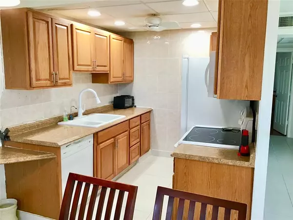 Boca Raton, FL 33434,2038 Exeter C #2038