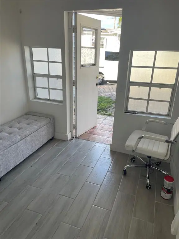 Davie, FL 33324,8508 SW 16th Ct