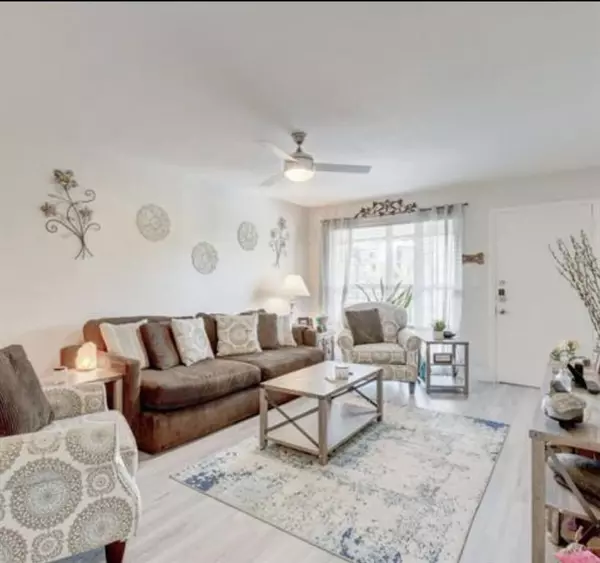 55 SE 14th St #207, Boca Raton, FL 33432