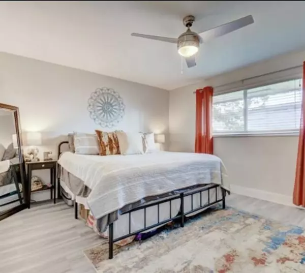 Boca Raton, FL 33432,55 SE 14th St #207