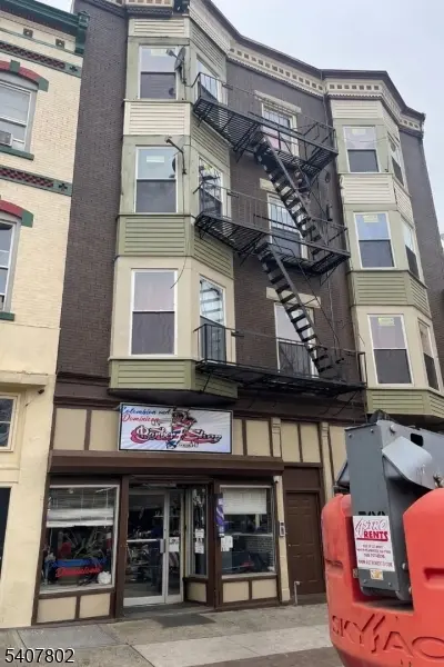 Plainfield City, NJ 07060,197 North Ave