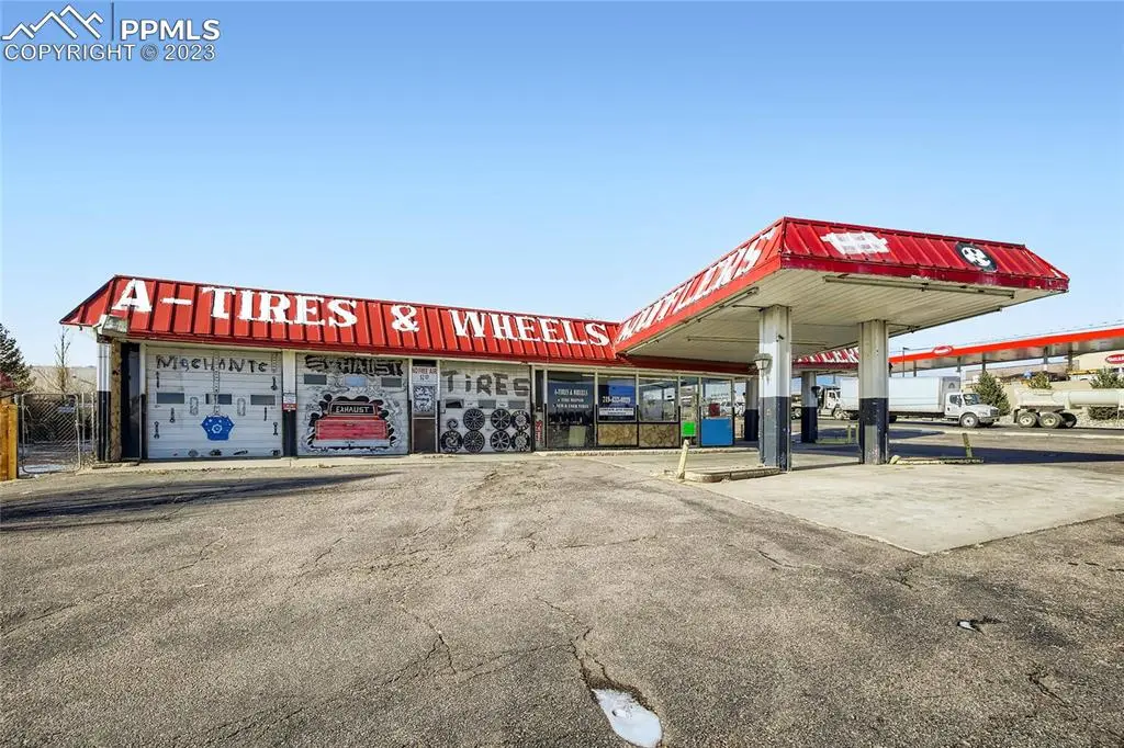 Colorado Springs, CO 80910,404 S Circle DR