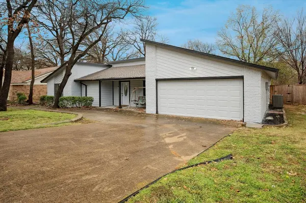 Grapevine, TX 76051,2829 Southridge Drive