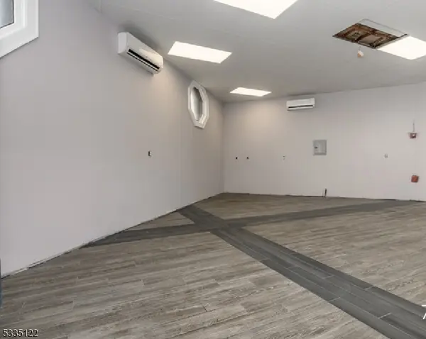 Linden City, NJ 07036,305 N Stiles