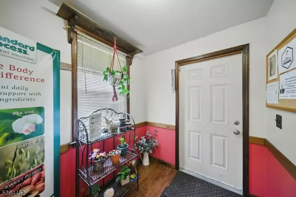 Hamburg Boro, NJ 07419,11 Vernon Ave