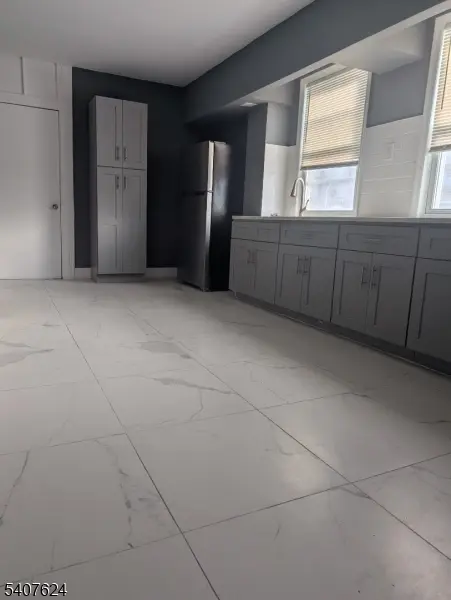 Newark City, NJ 07107,5 N 7Th St