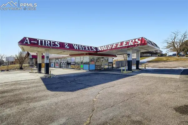 Colorado Springs, CO 80910,404 S Circle DR