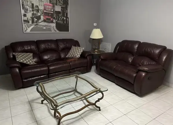 Pembroke Pines, FL 33023,6931 SW 6th St