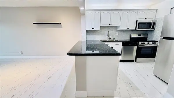 Tamarac, FL 33321,8060 N Colony Cir #209