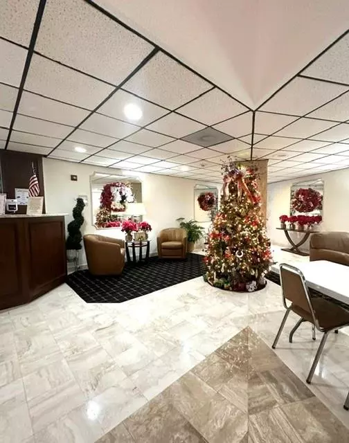 Coral Springs, FL 33065,10777 W Sample Rd #418