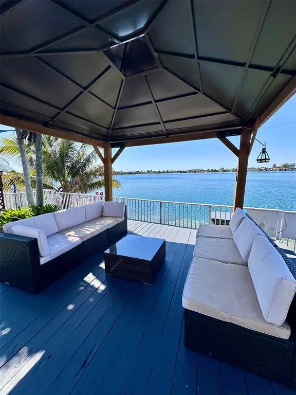 Miami, FL 33186,14024 SW 132nd Ave