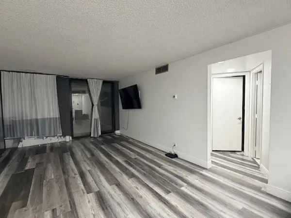 Tamarac, FL 33321,7650 W McNab #108