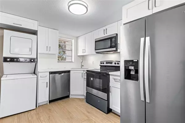 Coral Springs, FL 33065,3750 NW 115th Way #5-1