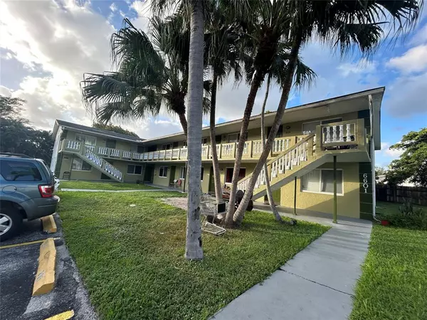 6601 SW 46th St #201, Davie, FL 33314
