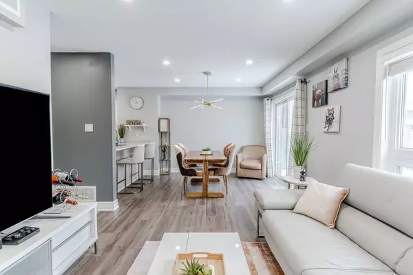 Barrie, ON L4M 7J8,34 Coronation Pkwy