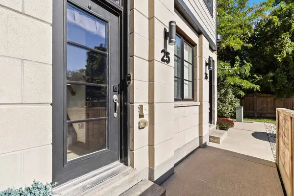 Burlington, ON L7T 2C9,405 Plains RD E #25