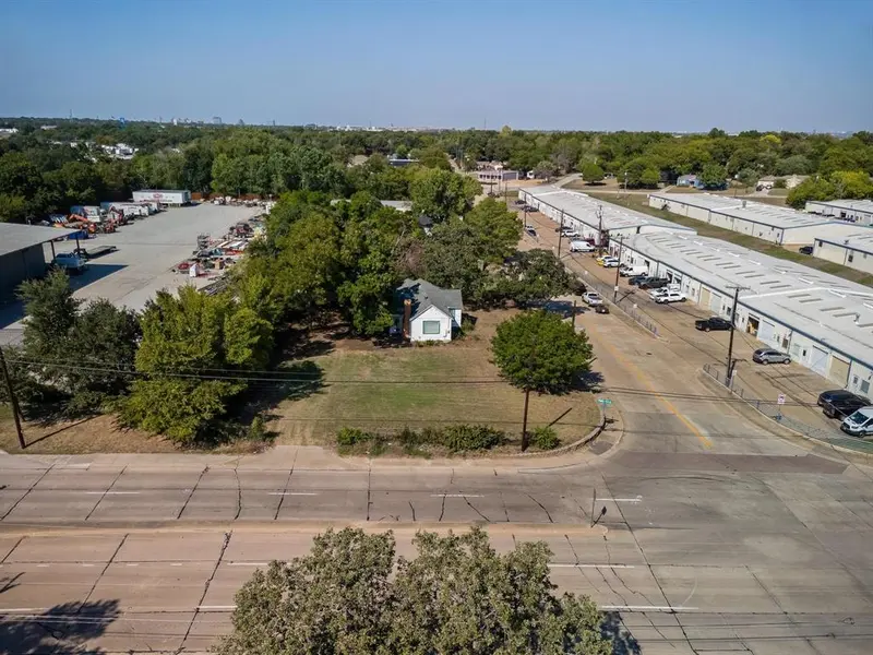 1201 S Wildwood Drive, Irving, TX 75060