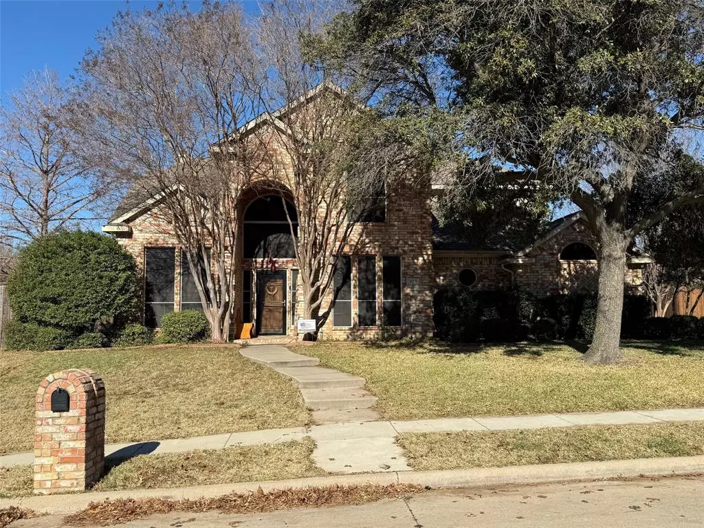 Lewisville, TX 75067,923 Granview Drive