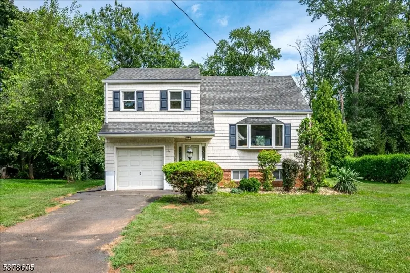 North Plainfield Boro, NJ 07062,104 Graybar Dr