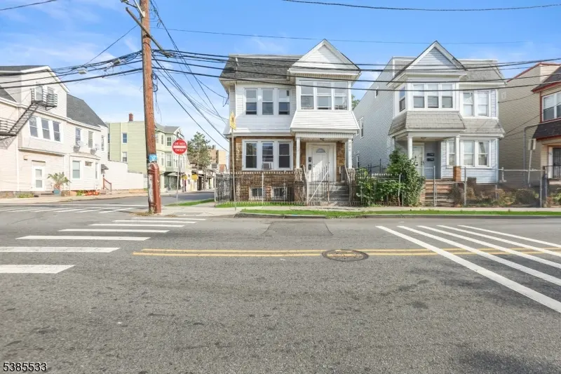 Newark City, NJ 07112,354 Clinton Pl