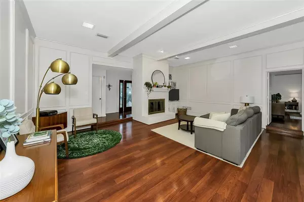 Irving, TX 75062,2425 Northgate Drive W