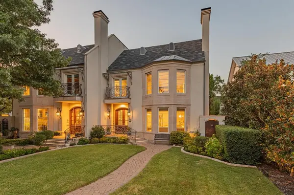 University Park, TX 75225,4032 Marquette Street