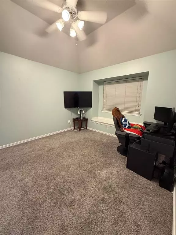 Lewisville, TX 75067,923 Granview Drive