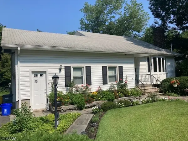 75 Passaic Ave, Roseland Boro, NJ 07068