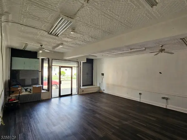 Passaic City, NJ 07055,63 Hammond Ave