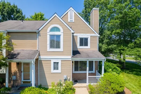 160 Stratford Ct, Hillsborough Twp., NJ 08844