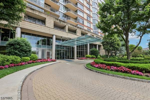 8100 River Rd #613, North Bergen Twp., NJ 07047