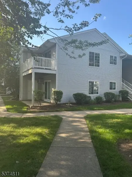 Bedminster Twp., NJ 07921,66 Mountain Court #66