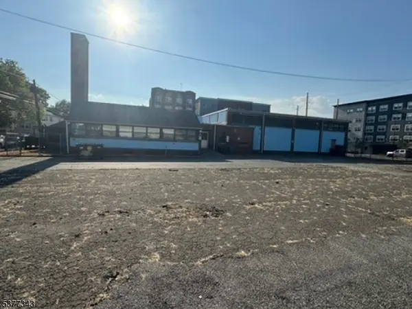 Paterson City, NJ 07501,179 Carroll St