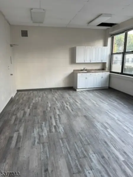 Paterson City, NJ 07501,179 Carroll St