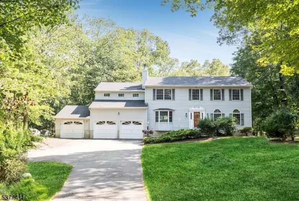 9 PAPOOSE TRAIL, Hopatcong Boro, NJ 07821