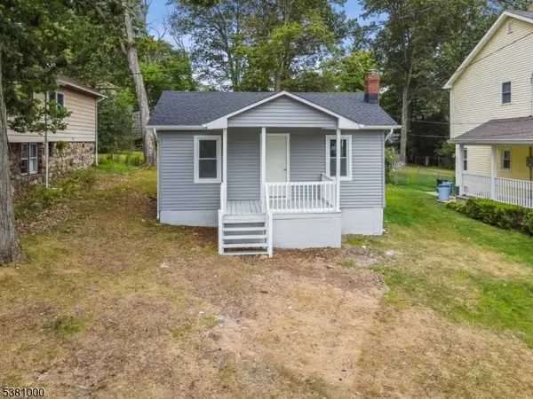 Hopatcong Boro, NJ 07843,104 Chincopee Ave