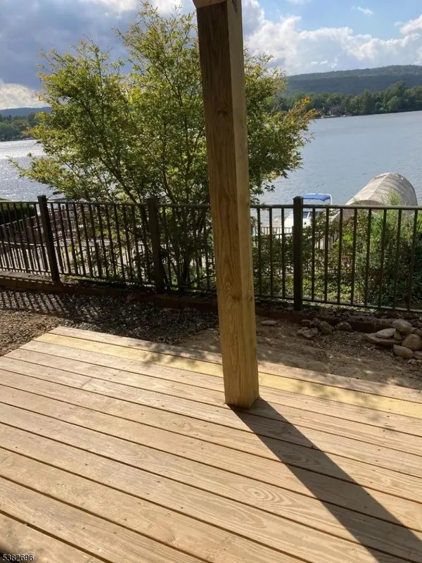 West Milford Twp., NJ 07421,54 Board Rd