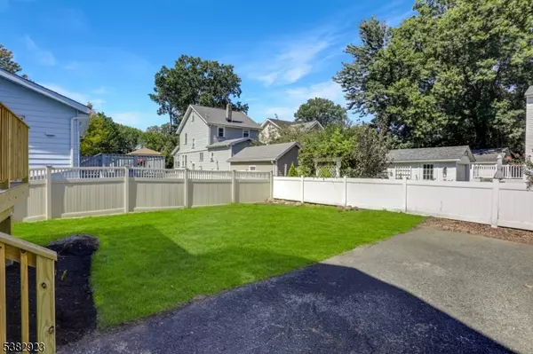 Cranford Twp., NJ 07016,166 N Lehigh Ave