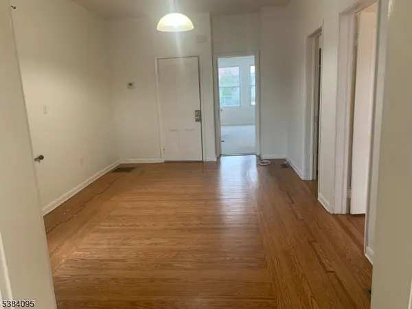 Clifton City, NJ 07011,10 Exchange Pl