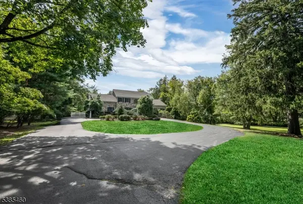 193 Pulis Ave, Franklin Lakes Boro, NJ 07417