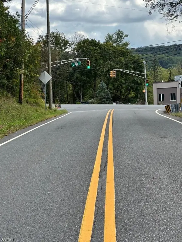 Hampton Boro, NJ 08827,218 State Route 31