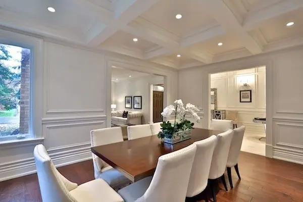 Toronto C12, ON M2L 1H4,11 York RD